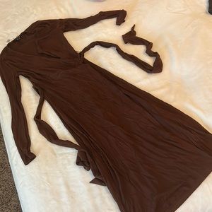 Long brown knitt front tie dress very cute thin so not a hot feeling dress (new)